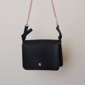 *Zara* Crossbody bag with detail